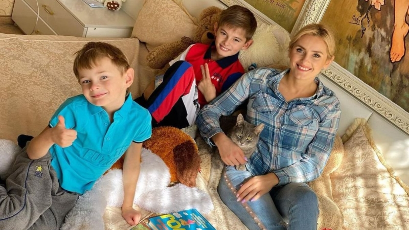 Карантинные будни Ирины Федишин и дистанционное обучение в ее сыновей